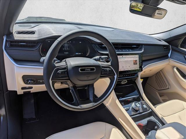 new 2026 Jeep Grand Cherokee car, priced at $46,211
