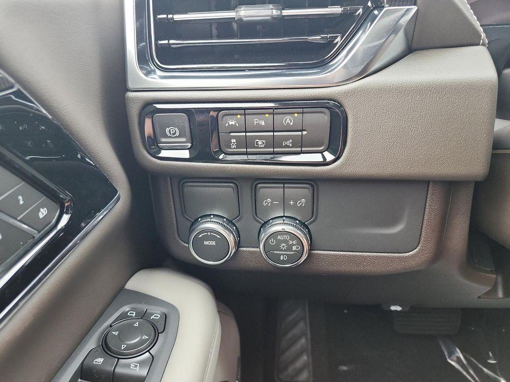 new 2026 GMC Yukon XL car, priced at $71,568