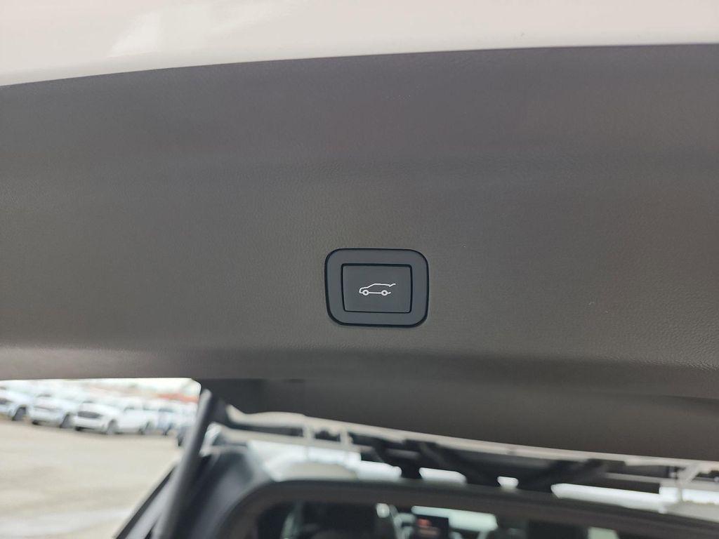 new 2026 GMC Yukon XL car, priced at $71,568