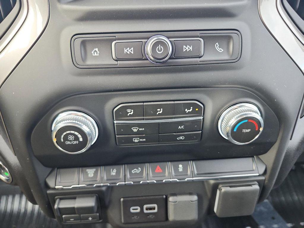 new 2026 GMC Sierra 3500 car, priced at $65,268