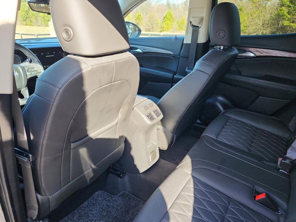 used 2023 Buick Envision car, priced at $32,622