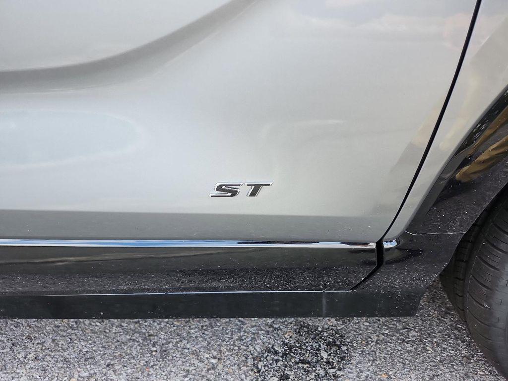 new 2026 Buick Encore GX car, priced at $26,452