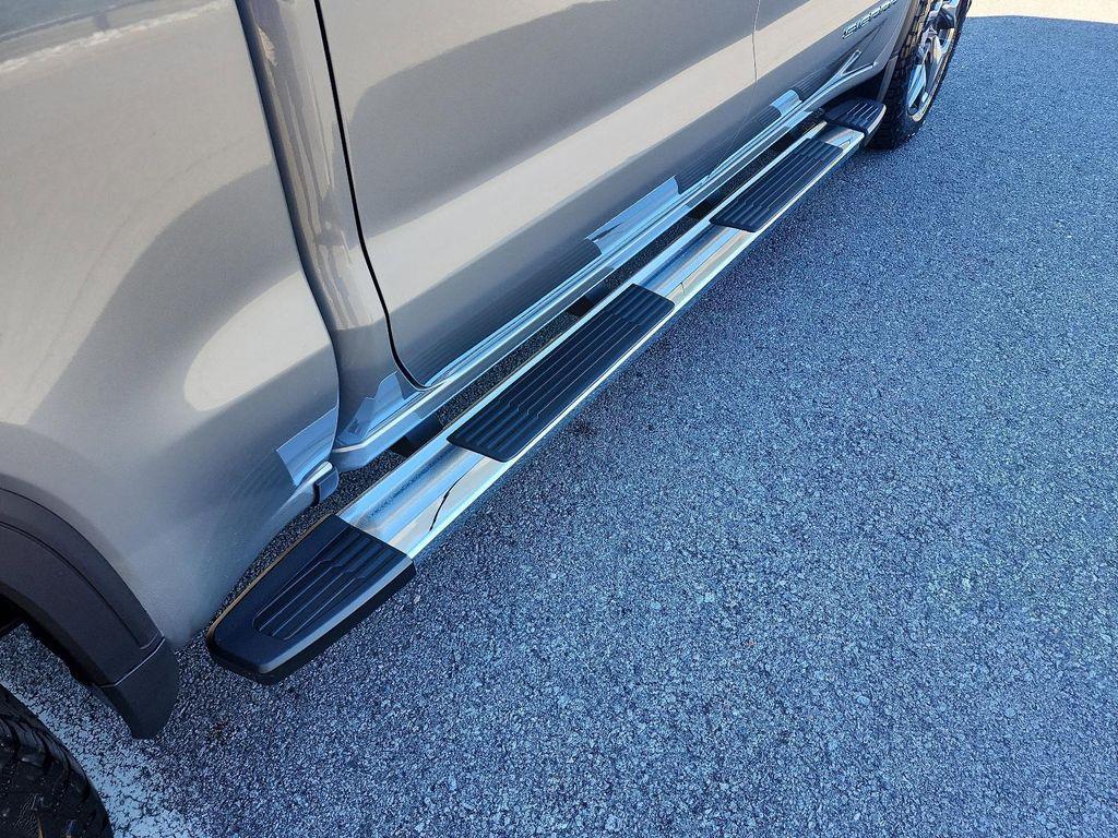 used 2025 GMC Sierra 1500 car, priced at $45,781