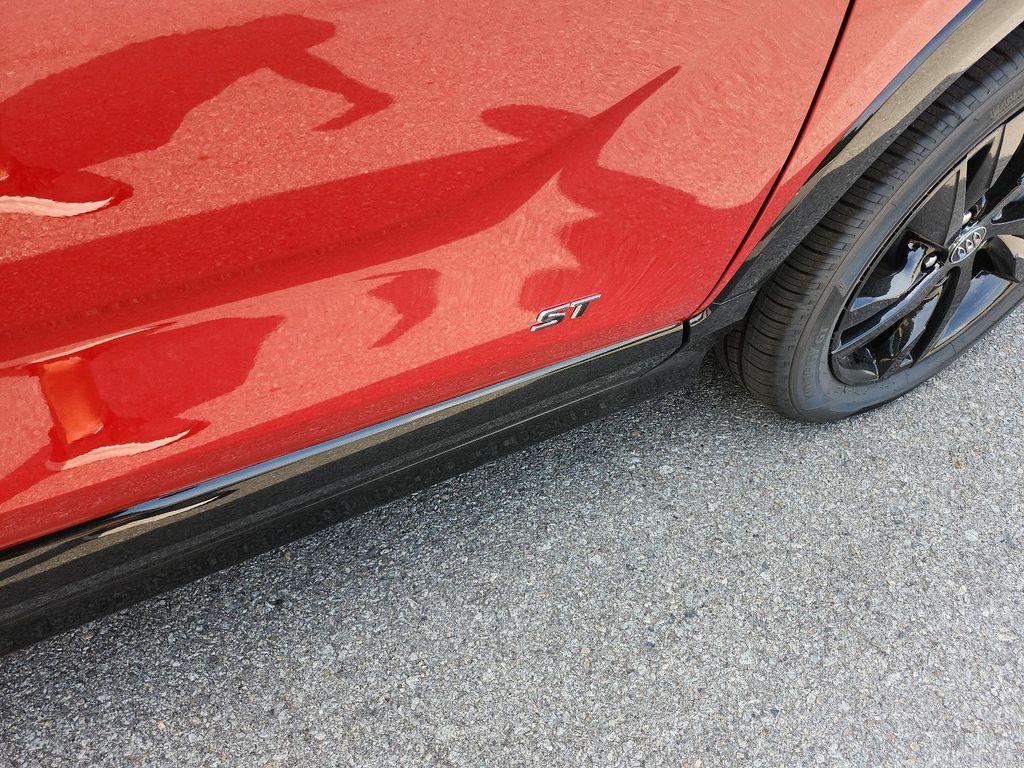 new 2026 Buick Encore GX car, priced at $31,915