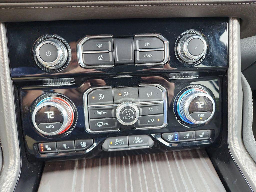 used 2024 GMC Yukon XL car, priced at $68,029