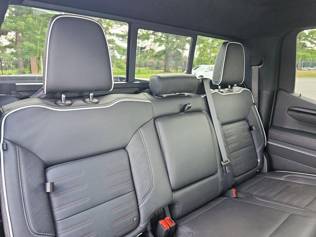 2024 Summit White GMC Sierra 1500