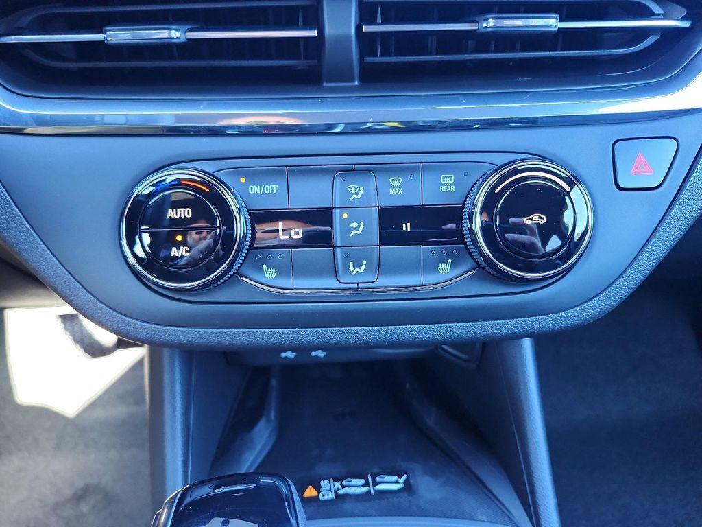 new 2026 Buick Envista car, priced at $26,655