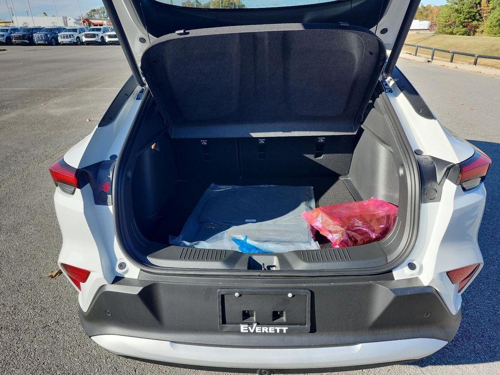 new 2026 Buick Envista car, priced at $26,655