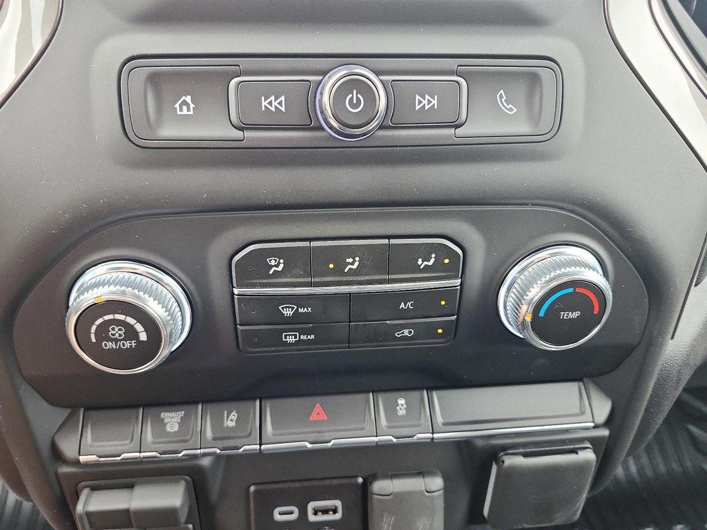 new 2026 GMC Sierra 3500 car, priced at $62,670