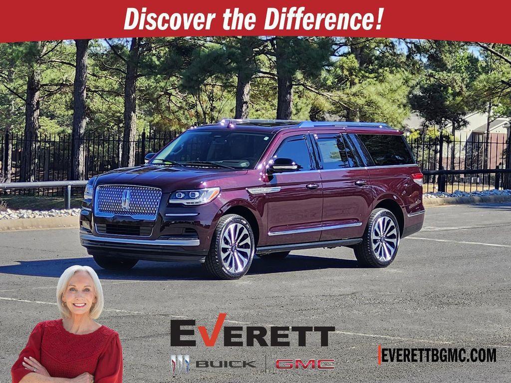 used 2023 Lincoln Navigator car, priced at $60,572
