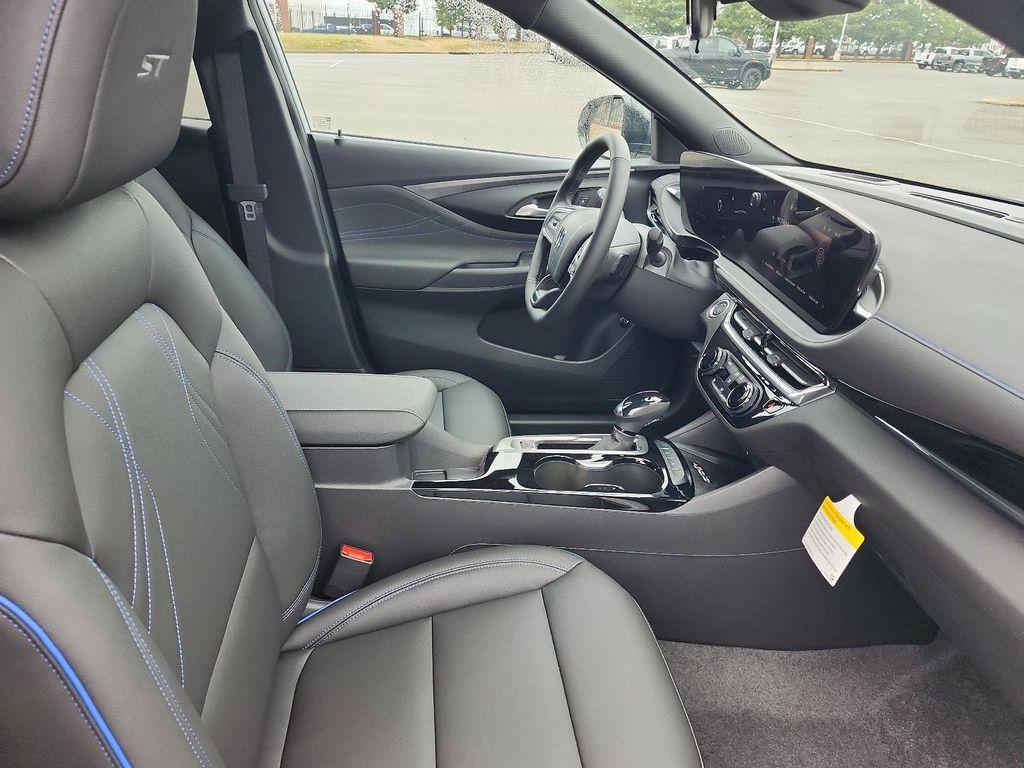 new 2026 Buick Envista car, priced at $28,956