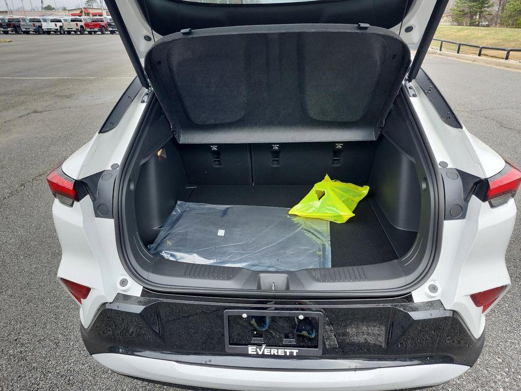 new 2026 Buick Envista car, priced at $28,956