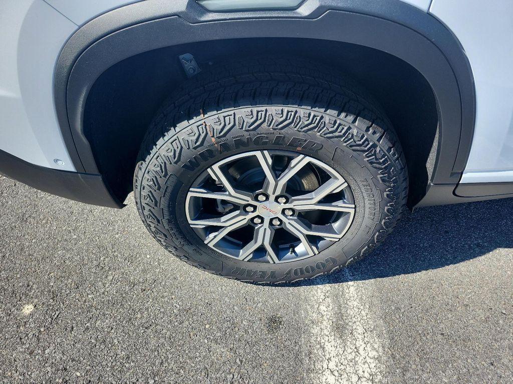 new 2026 GMC Acadia car, priced at $58,590