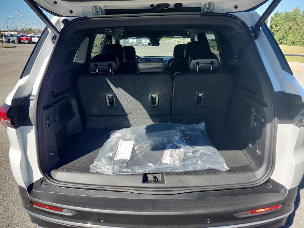 new 2026 Buick Enclave car, priced at $50,350