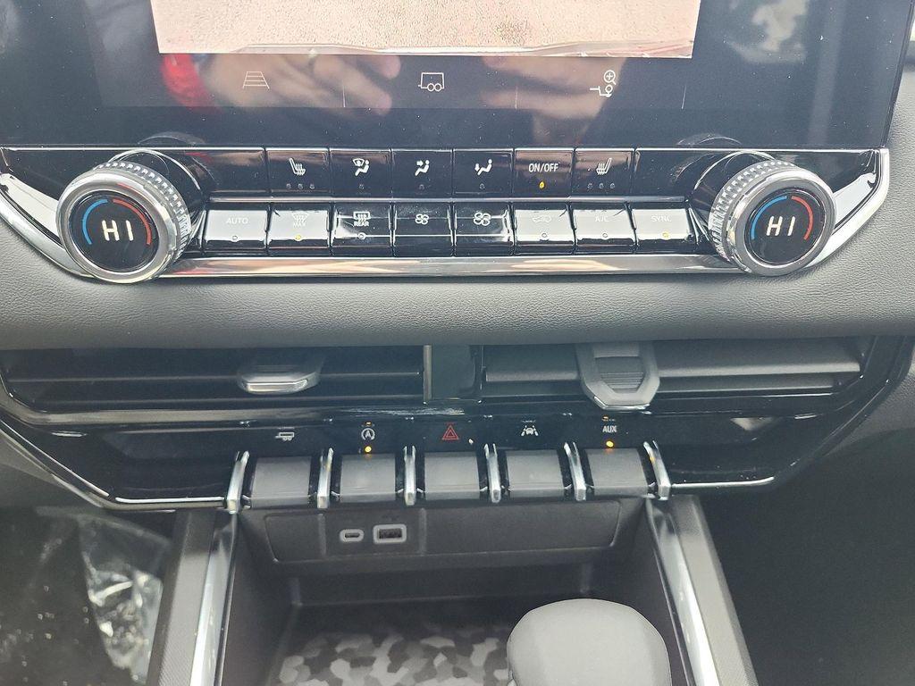 new 2026 GMC Canyon car, priced at $41,289