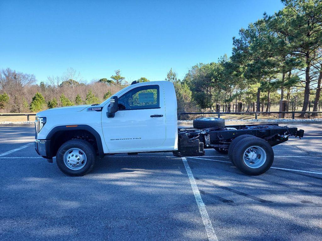 new 2026 GMC Sierra 3500 car, priced at $58,874