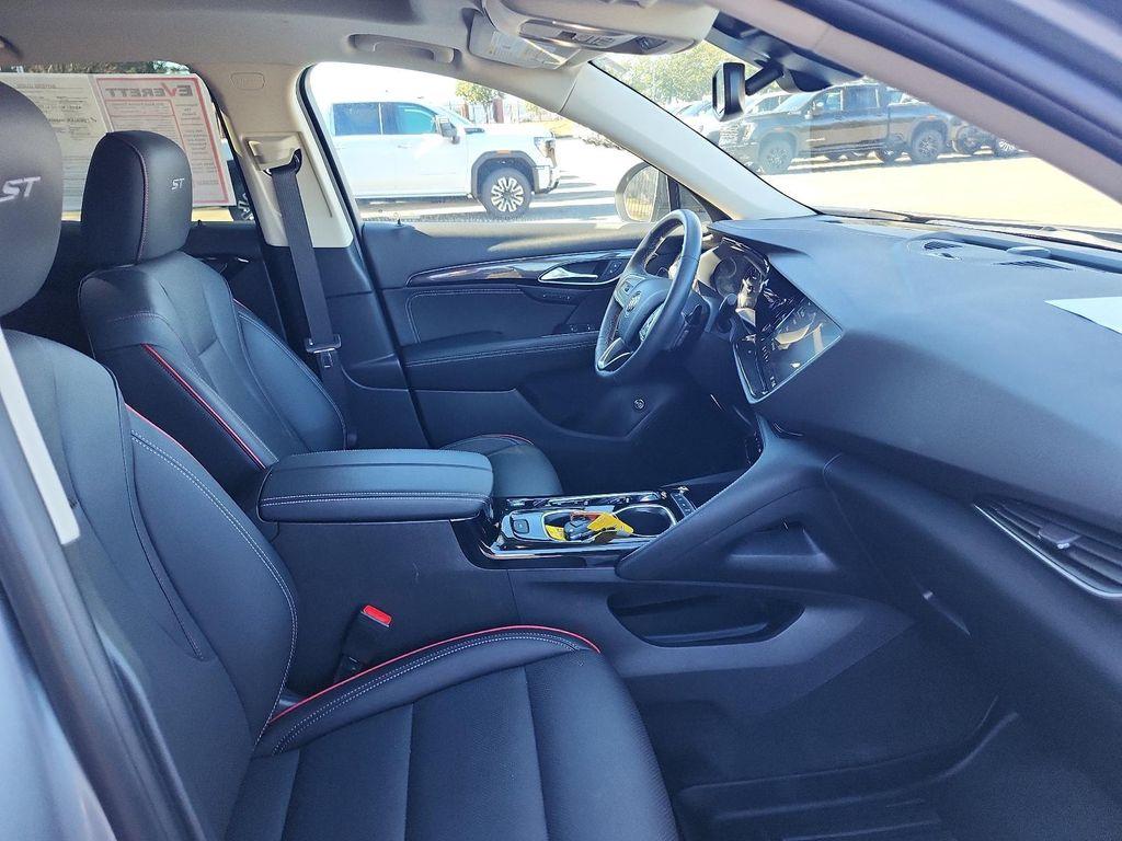 used 2023 Buick Envision car, priced at $27,681