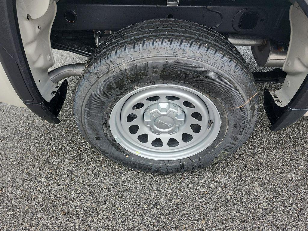 new 2026 GMC Sierra 1500 car, priced at $45,802