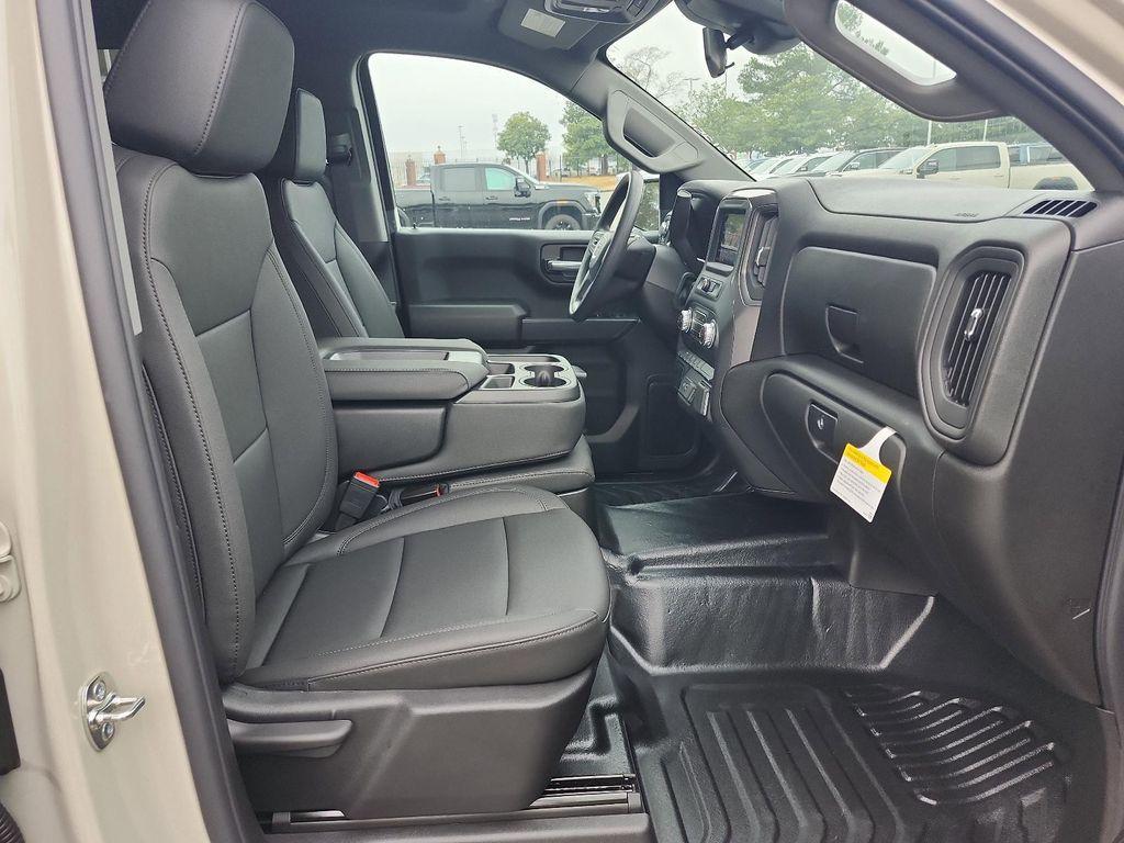 new 2026 GMC Sierra 1500 car, priced at $45,802