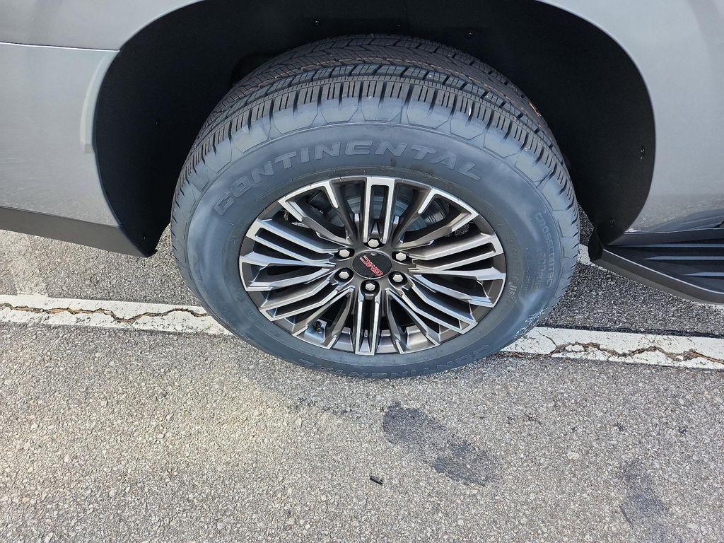 new 2026 GMC Yukon XL car, priced at $80,499