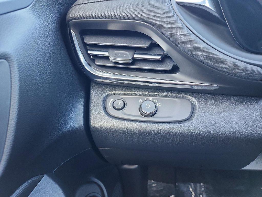 new 2026 Buick Envista car, priced at $28,220