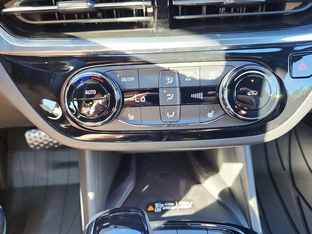 new 2026 Buick Envista car, priced at $30,576