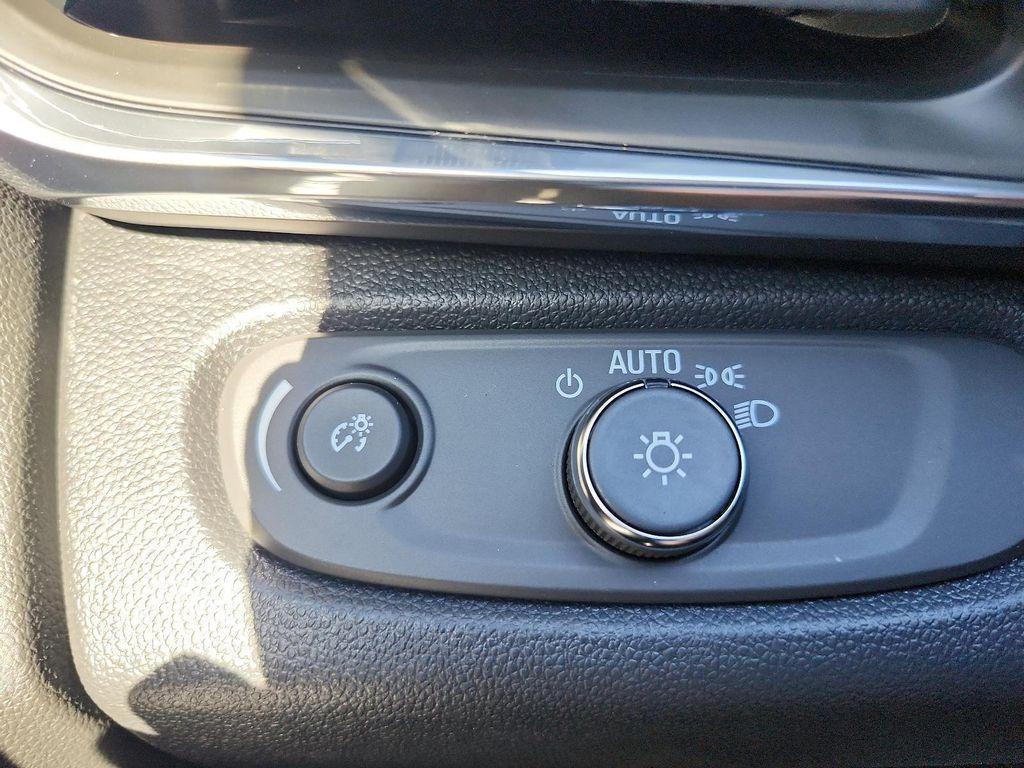 new 2026 Buick Envista car, priced at $27,105