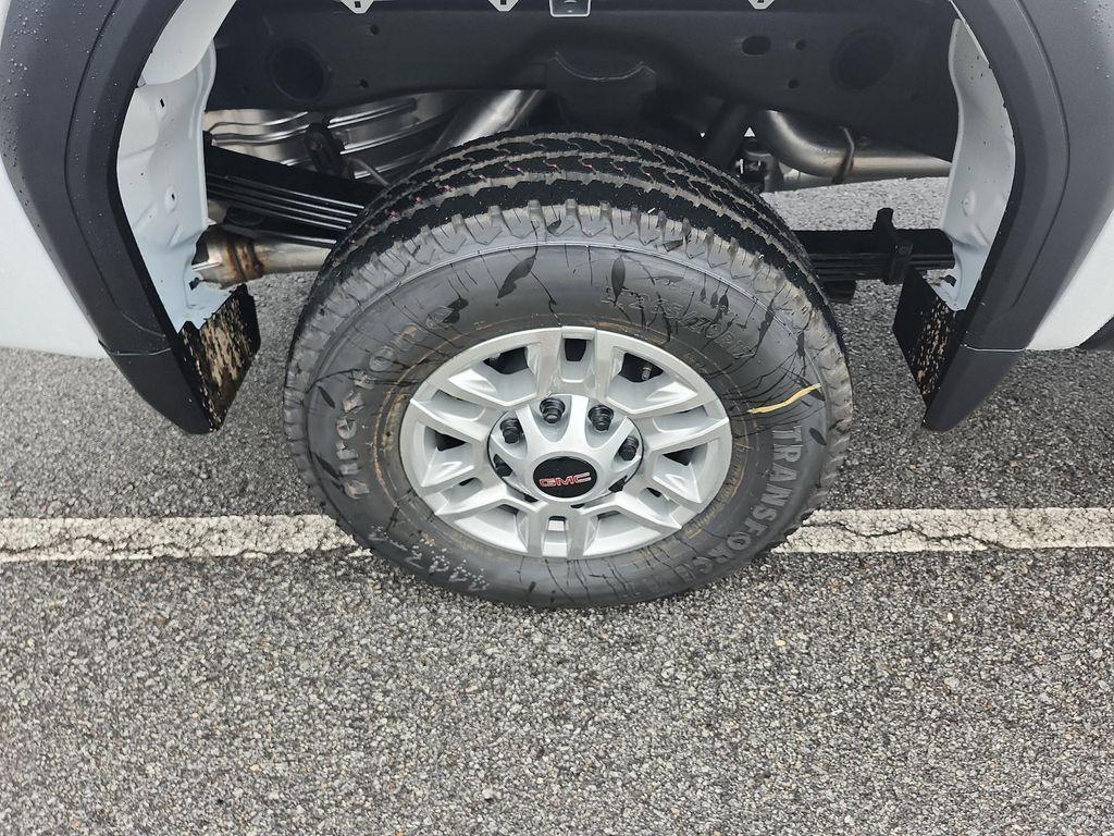 new 2025 GMC Sierra 2500 car, priced at $58,834