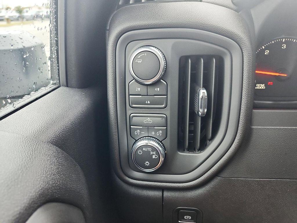 new 2025 GMC Sierra 2500 car, priced at $58,834