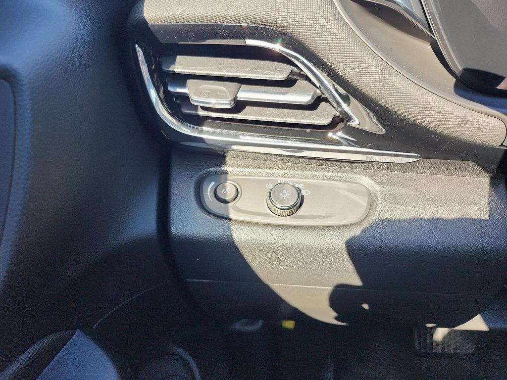 new 2026 Buick Envista car, priced at $31,286