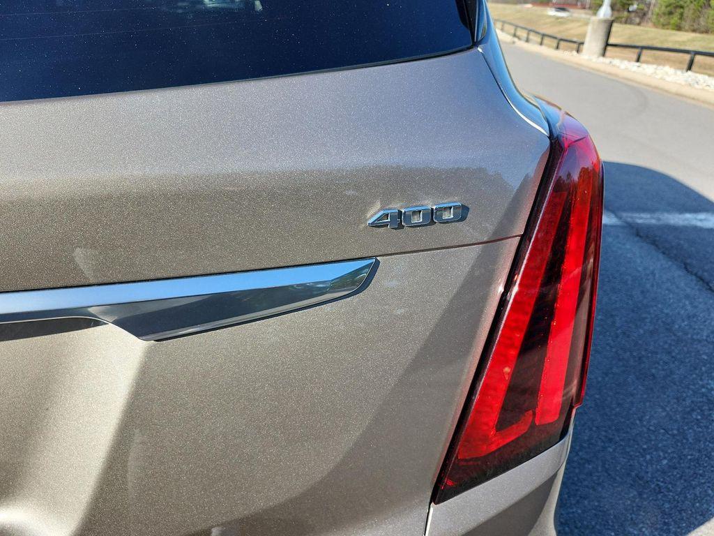 used 2023 Cadillac XT5 car, priced at $34,310