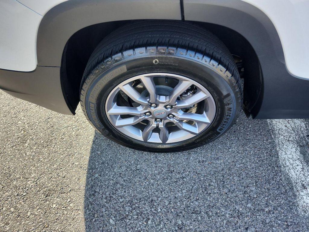 used 2023 GMC Terrain car, priced at $23,860