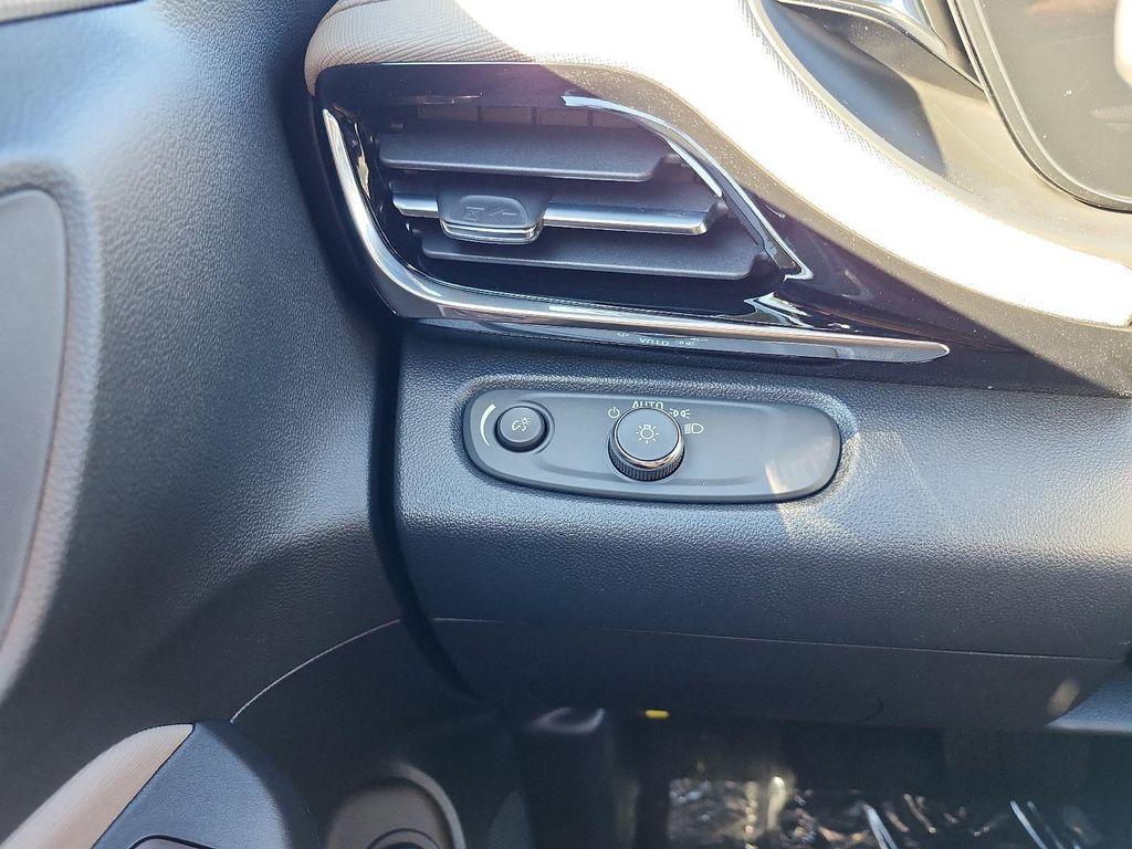 new 2026 Buick Envista car, priced at $30,740