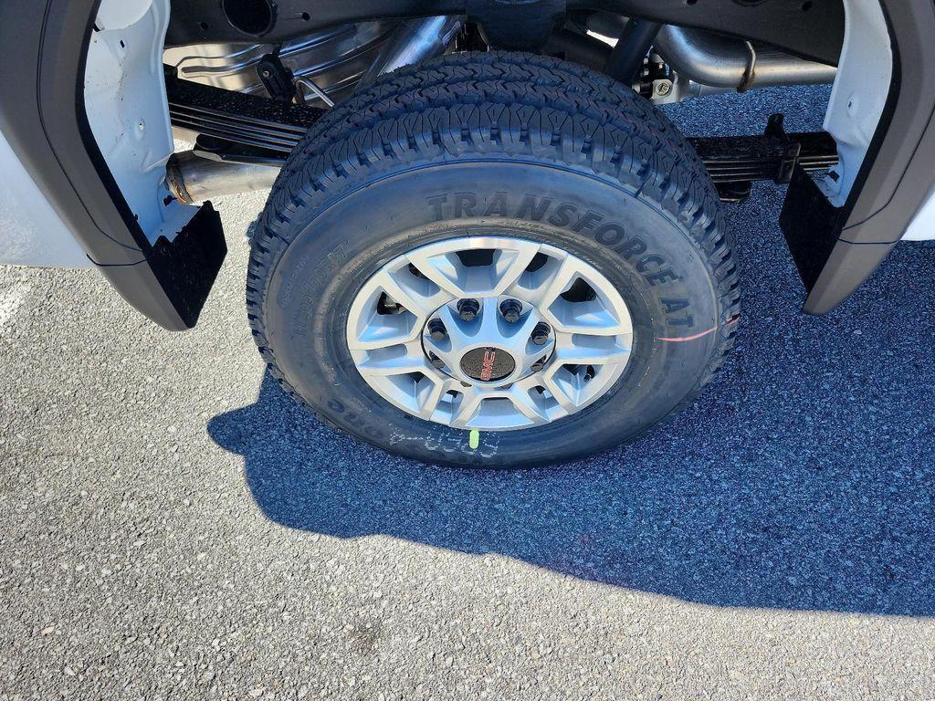 new 2026 GMC Sierra 2500 car, priced at $60,095