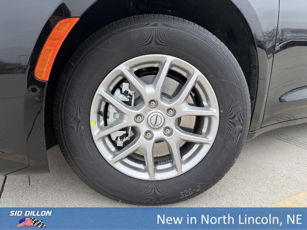 new 2026 Chrysler Pacifica car, priced at $39,920