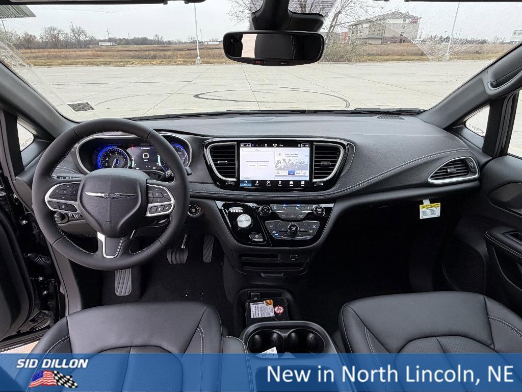 new 2026 Chrysler Pacifica car, priced at $39,920