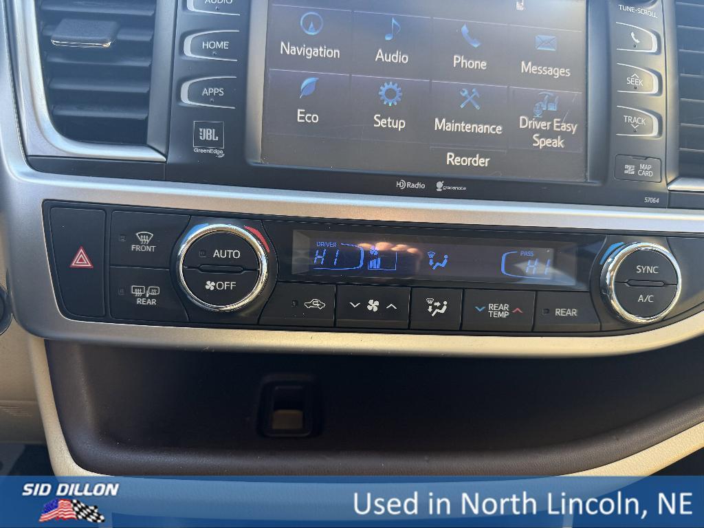 used 2015 Toyota Highlander car, priced at $17,992