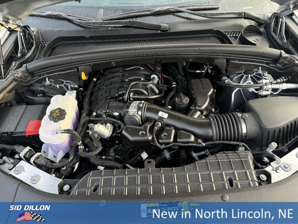 new 2025 Jeep Grand Cherokee car, priced at $45,260