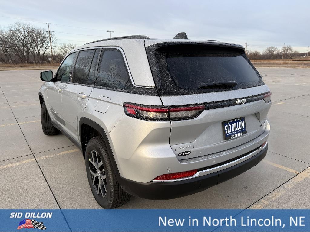 new 2025 Jeep Grand Cherokee car, priced at $45,260