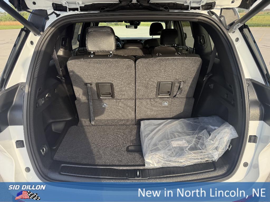 new 2026 Jeep Grand Cherokee L car, priced at $49,654