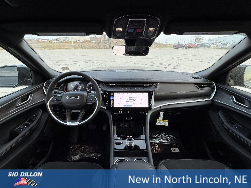 new 2026 Jeep Grand Cherokee car, priced at $47,744