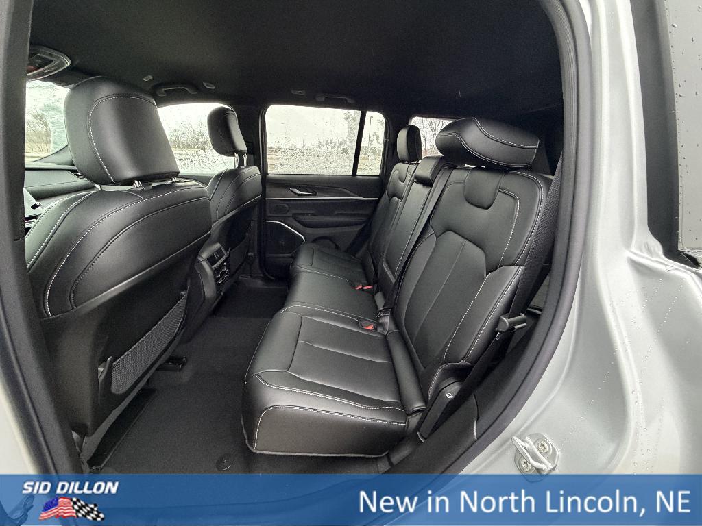 new 2026 Jeep Grand Cherokee car, priced at $47,704