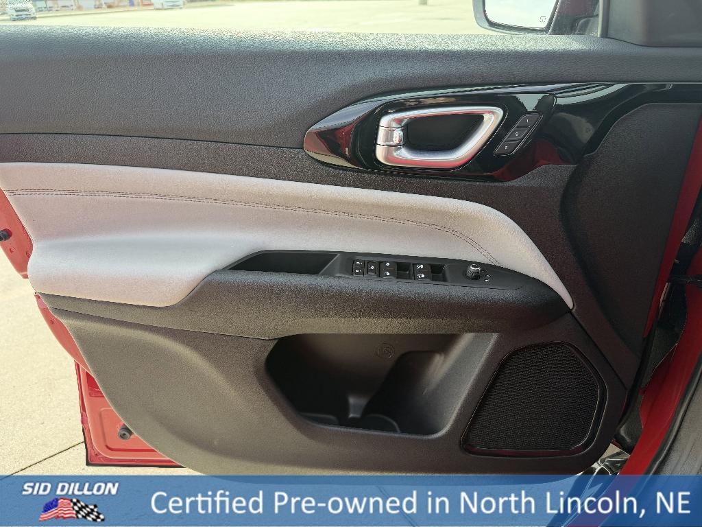 used 2023 Jeep Compass car, priced at $23,992