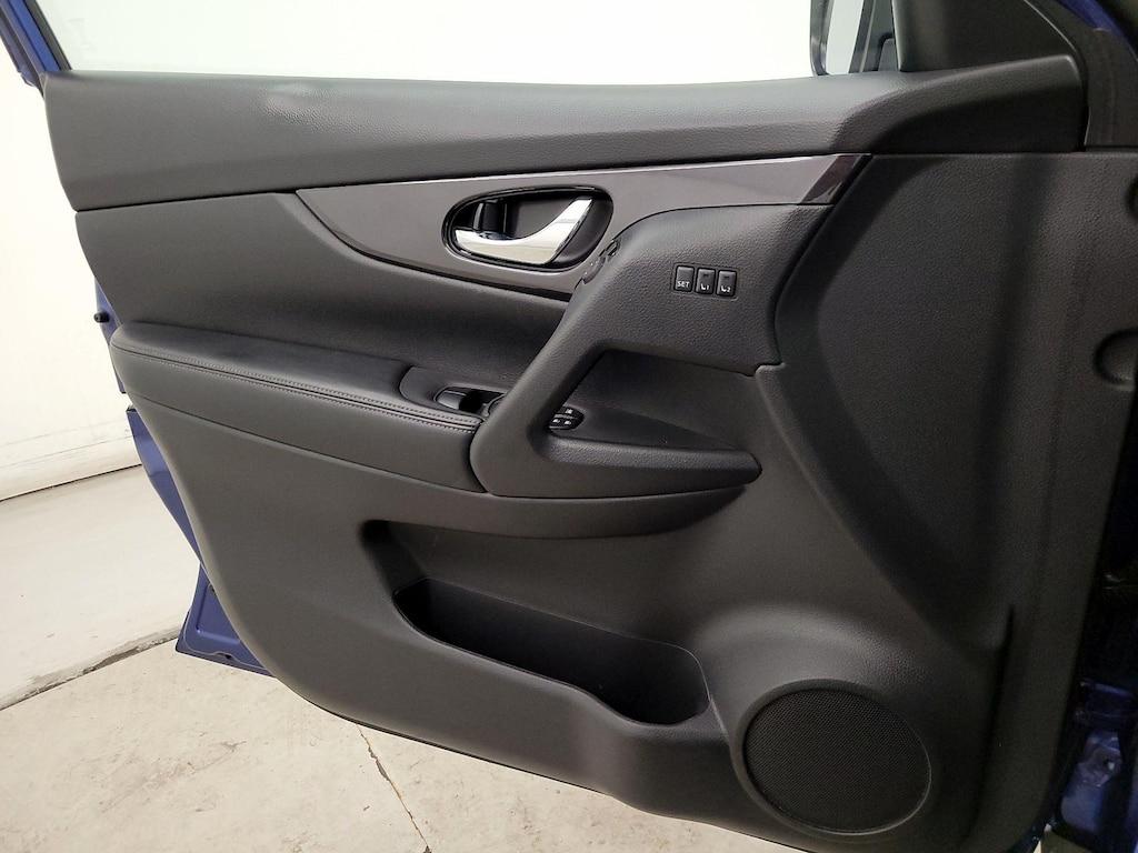 used 2020 Nissan Rogue car, priced at $14,998