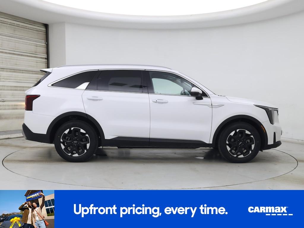 used 2024 Kia Sorento car, priced at $25,998