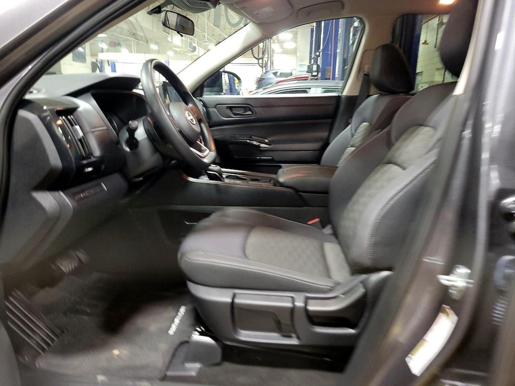 used 2024 Nissan Pathfinder car, priced at $30,998