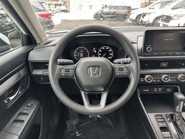 used 2025 Honda CR-V car, priced at $31,439