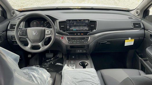 new 2025 Honda Ridgeline car, priced at $45,135