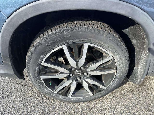 used 2022 Honda Pilot car, priced at $28,990