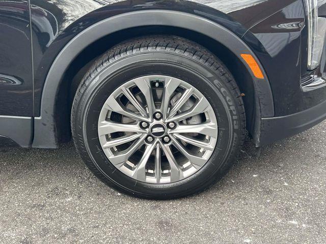 used 2024 Cadillac XT4 car, priced at $27,990